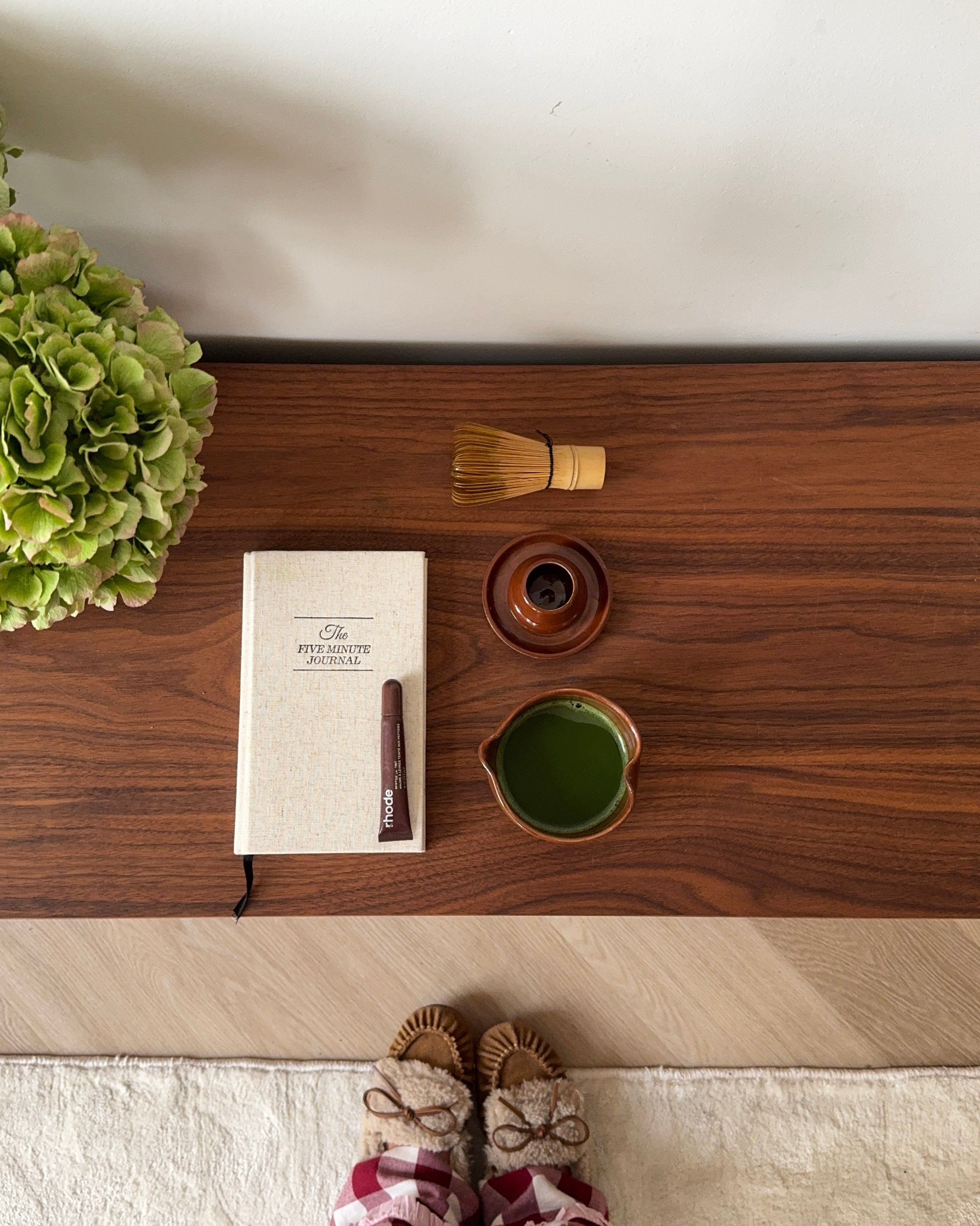 The Autumn Whisk Holder